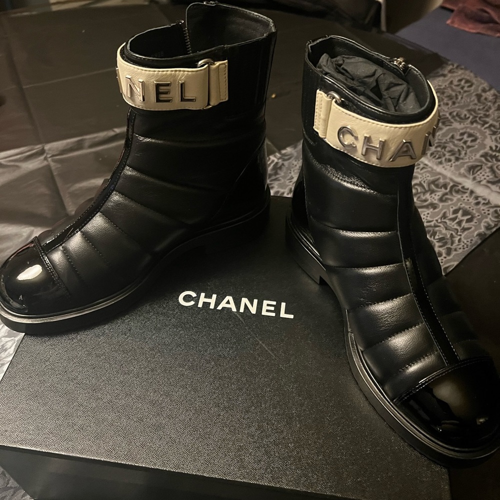 Size 8 brand new never worn